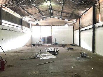 industrial em Rua Padre Demerval Gomes, Coração Eucarístico - Belo Horizonte - MG