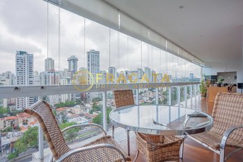 apartment em Rua Traipu, Pacaembu - São Paulo - SP