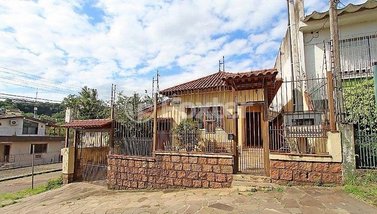 house em Rua Mata Coelho, Nonoai - Porto Alegre - RS
