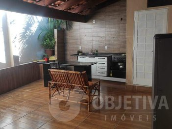 house em Rua Veridiano Teodoro dos Santos, Luizote de Freitas - Uberlândia - MG