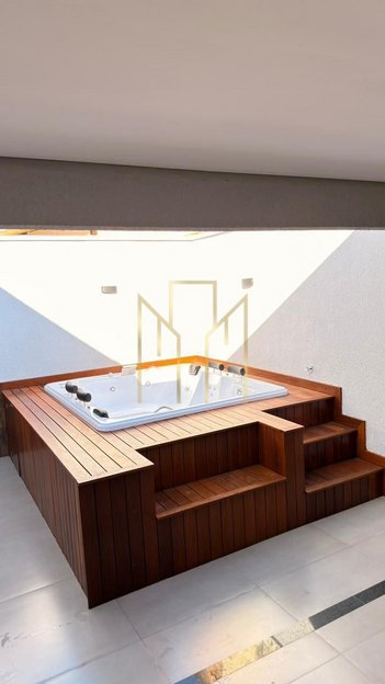 house em Rua Maria Lobato Freitas, Jardim Patrícia - Uberlândia - MG