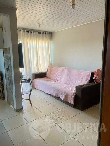 house em Rua Maria Gadia Sampaio, Loteamento Monte Hebron - Uberlândia - MG