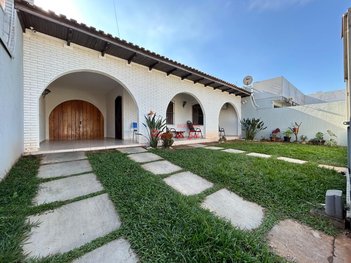 house em Rua Sete de Setembro, Centro - Santo Antônio da Platina - PR