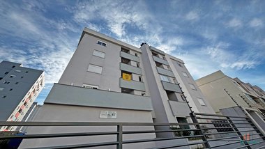apartment em Rua Laurindo Pan, Vila Verde - Caxias do Sul - RS