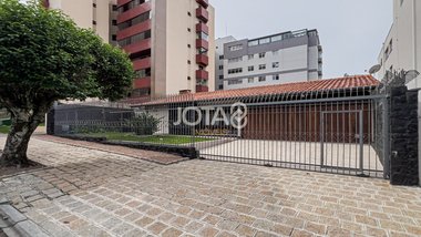 house em Rua Murilo do Amaral Ferreira, Água Verde - Curitiba - PR