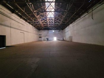 industrial em Avenida Vasconcelos Costa, Martins - Uberlândia - MG