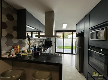 house em Rua Padre Eugênio, Jardim Jacinto - Jacareí - SP