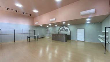 business em Avenida Joaquim Ferraz de Almeida Prado, Jardim Olímpia - Jaú - SP