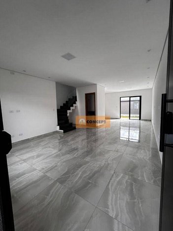 house em Rua Simão da Cunha Gago, Vila Cecília - Mogi das Cruzes - SP
