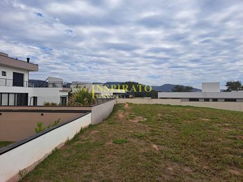 land_lot em Rua Salvador Caruso Orlando, Medeiros - Jundiaí - SP