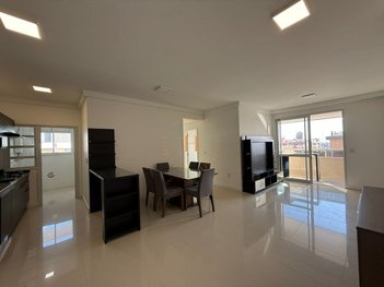 apartment em Avenida Brigadeiro da Silva Paes, Campinas - São José - SC