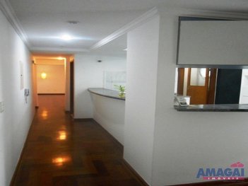 apartment em Rua Gilberto Moreira, Vila Aprazível - Jacareí - SP