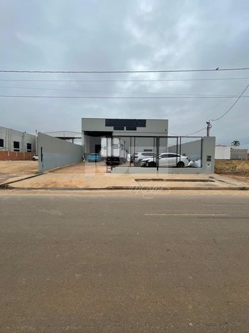 industrial em Avenida dos Carvalhos, Jardim das Itaúbas - Sinop - MT