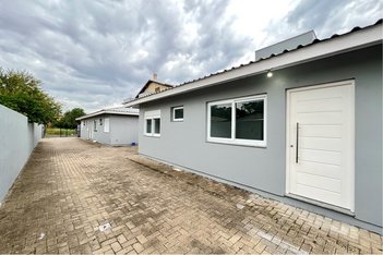 house em Rua Pandiá Calógeras, Niterói - Canoas - RS