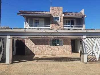 house em Rua Emílio Buzzatto, Jardim Limoeiro - Pirassununga - SP