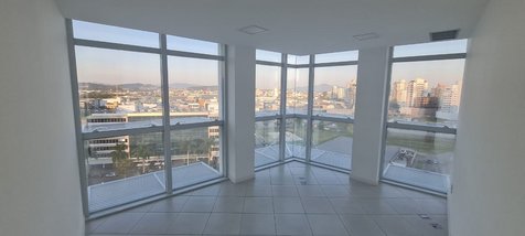 office em Rua da Pedra, Pedra Branca - Palhoça - SC