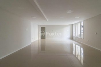 apartment em Rua Ramiro Barcelos, Rio Branco - Porto Alegre - RS