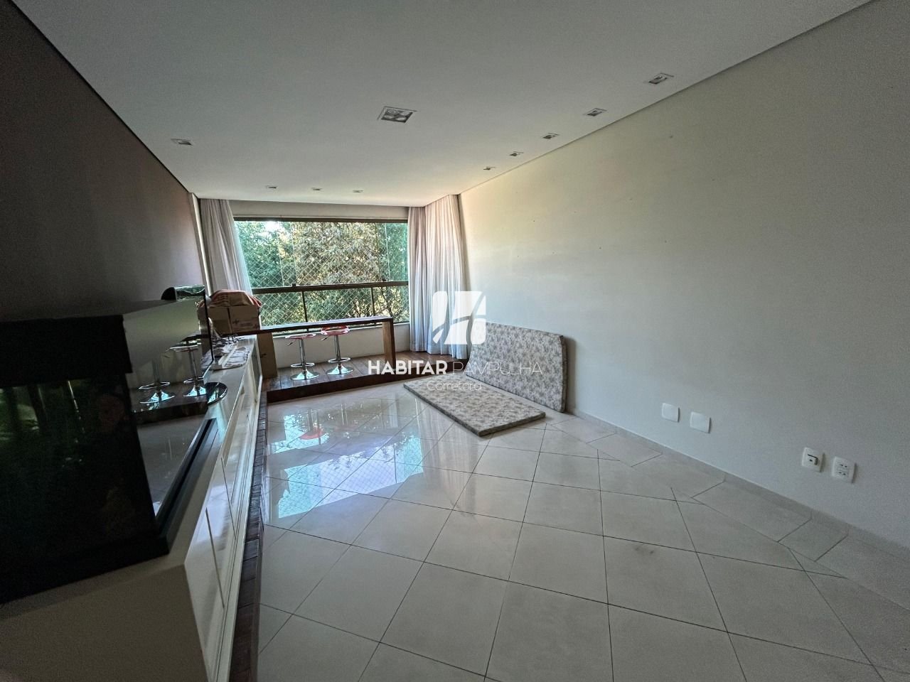 Apartamento com 3 quartos — Itapoã, Belo Horizonte