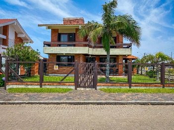 house em Rua Rio dos Sinos, Centro - Xangri-Lá - RS