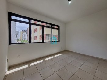 apartment em Rua Doutor Renato Paes de Barros, Itaim Bibi - São Paulo - SP