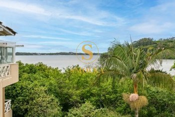 apartment em Avenida do Ipê-Amarelo, Lagoa da Conceição - Florianópolis - SC