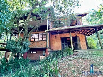 house em Rua José Araújo, Praia do Estaleiro - Balneário Camboriú - SC