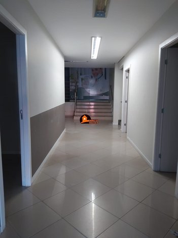 business em Avenida Brigadeiro Eduardo Gomes, Glória - Belo Horizonte - MG