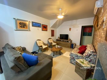 apartment em Rua 242, Meia Praia - Itapema - SC