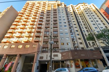 apartment em Rua Lamenha Lins, Centro - Curitiba - PR