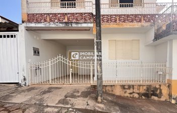 house em Rua Irmã Gabriela, Centro - Campanha - MG