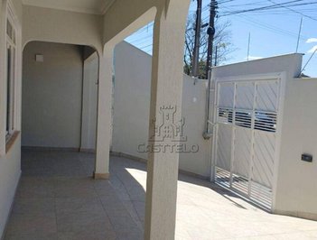 house em Rua Bernardino Vasconcelos de Azevedo, Conjunto Habitacional Alexandre Urbanas - Londrina - PR