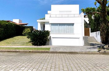 house em Rua das Garoupas, Jurerê Internacional - Florianópolis - SC
