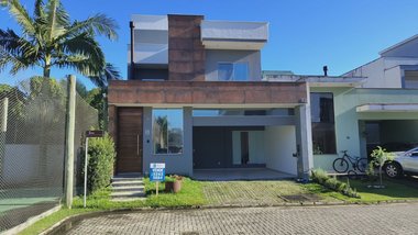 house em Avenida Wilson Castelo Branco, Beira Rio - Biguaçu - SC