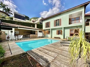 house em Rua Lambari, Nova Fazendinha - Carapicuíba - SP