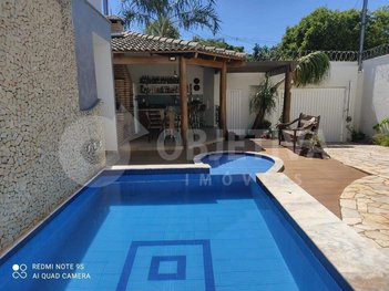 house em Avenida Platina, Dona Zulmira - Uberlândia - MG