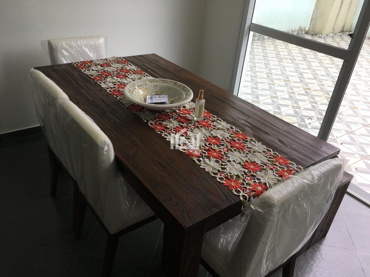 casa para locacao no condominio recanto das flores sala de jantar