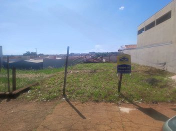 commercial_property em Rua Alvarino Gomes de Oliveira e Silva, Jardim Itamarati - Jaú - SP