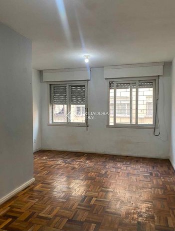 apartment em Rua Carlos Estevão, Jardim Leopoldina - Porto Alegre - RS