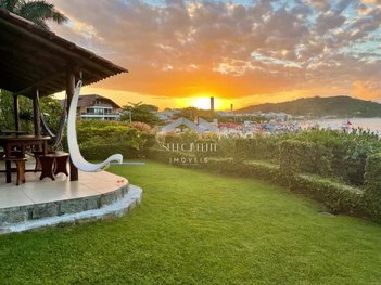 house em Rua Cônego Walmor Castro, Ponta das Canas - Florianópolis - SC