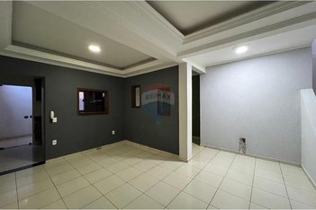 house em Rua Valins, Centro - Aguaí - SP