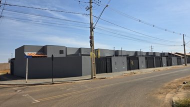house em Rua das Arnicas, Residencial Figueiras do Parque - Campo Grande - MS