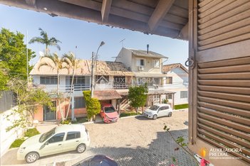 house em Avenida Juca Batista, Cavalhada - Porto Alegre - RS
