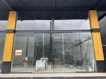 business em Rua Bingen, Bingen - Petrópolis - RJ