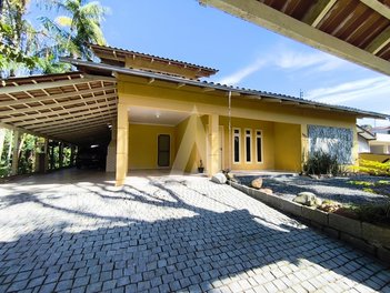 house em Rua Roberto Ponick, Bom Retiro - Joinville - SC