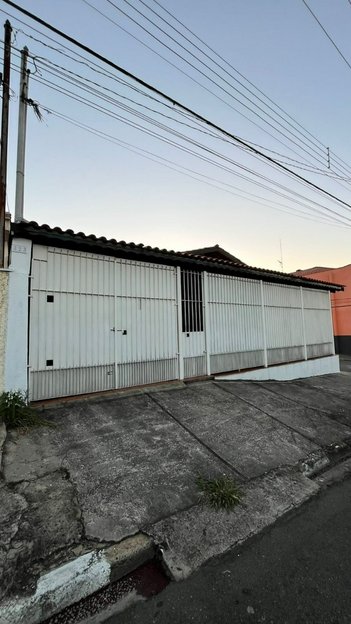 house em Rua Senador Roberto Simonsen, Parque Brasil - Bragança Paulista - SP