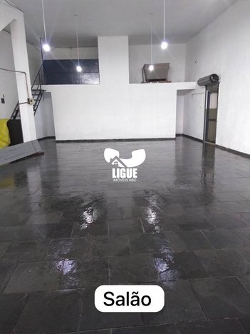 industrial em Avenida Queirós Filho, Vila Humaitá - Santo André - SP