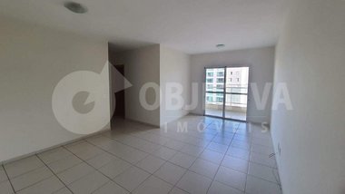 apartment em Avenida Lázara Alves Ferreira, Santa Mônica - Uberlândia - MG