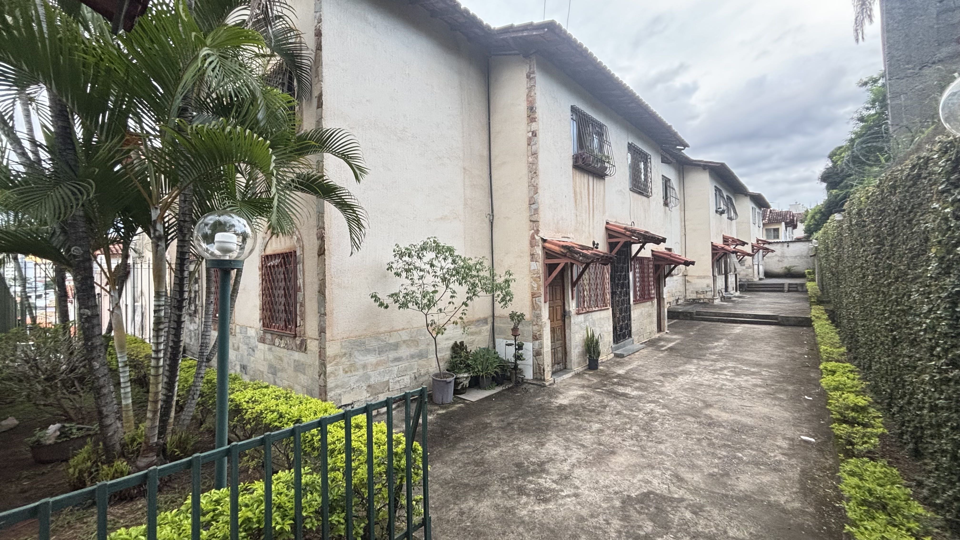 Casa com 2 quartos — São João Batista (Venda Nova), Belo Horizonte