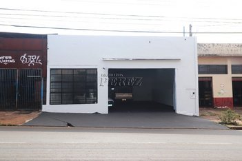 industrial em Avenida Duque de Caxias, Centro - Londrina - PR