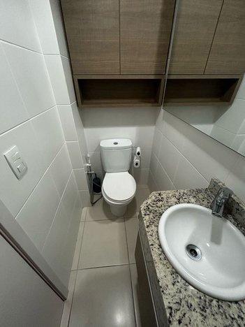 apartment em Rua Vereador Mário Coelho Pires, Campinas - São José - SC